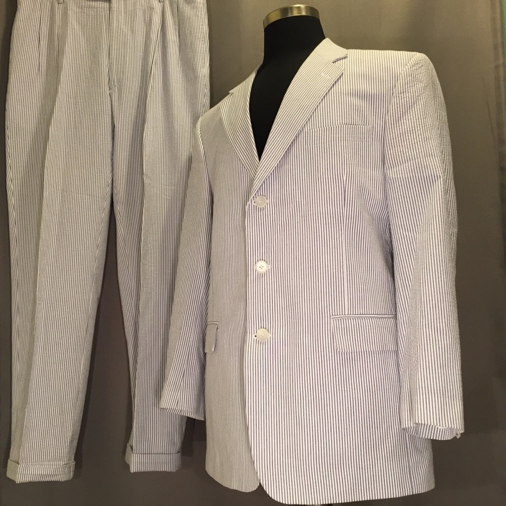 JoS. A. Bank Seersucker 3 Button suit 43R 35x32